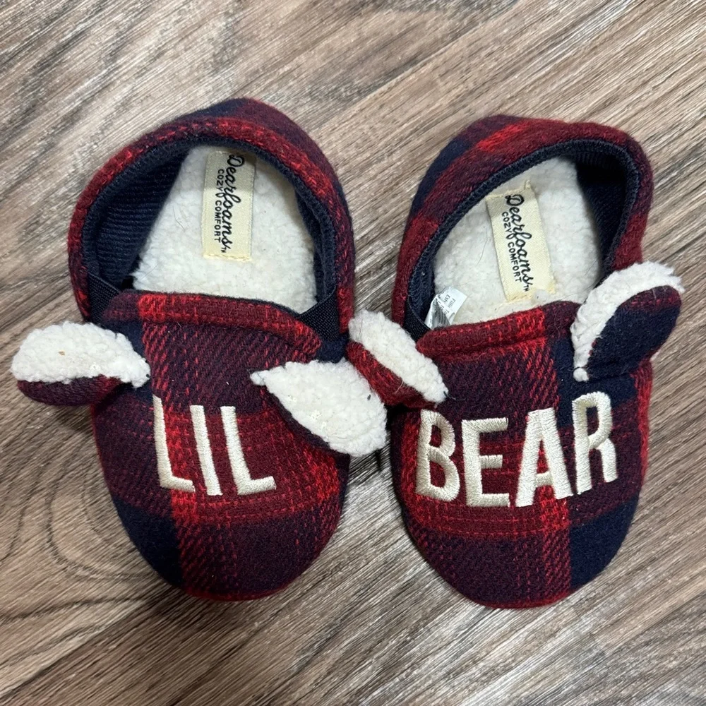Dearfoams Lil Bear Kids Red and Black Slippers